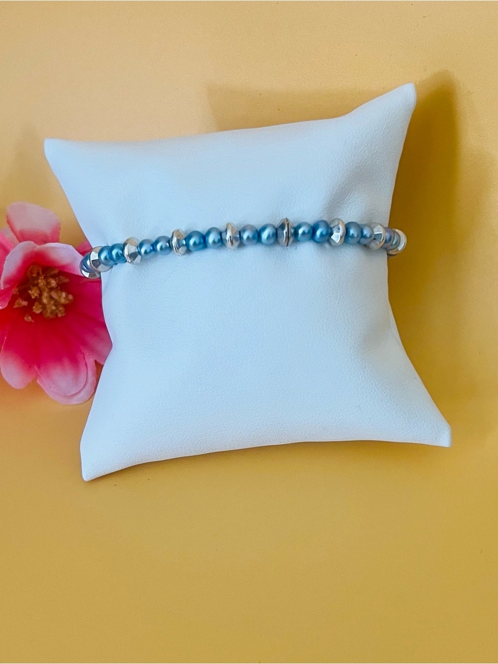 Blue faux pearls & silver beads bracelet silver plated toggle